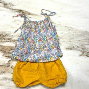 Olivier of London two piece Liberty or London print set.